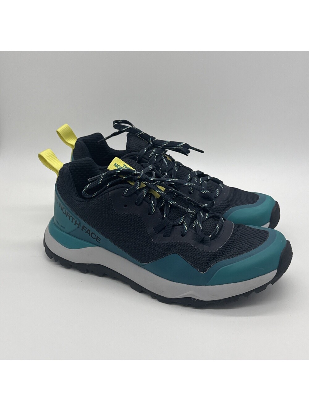 The North Face Activist Trail Runner Women's US 9 Sneaker Urban Navy